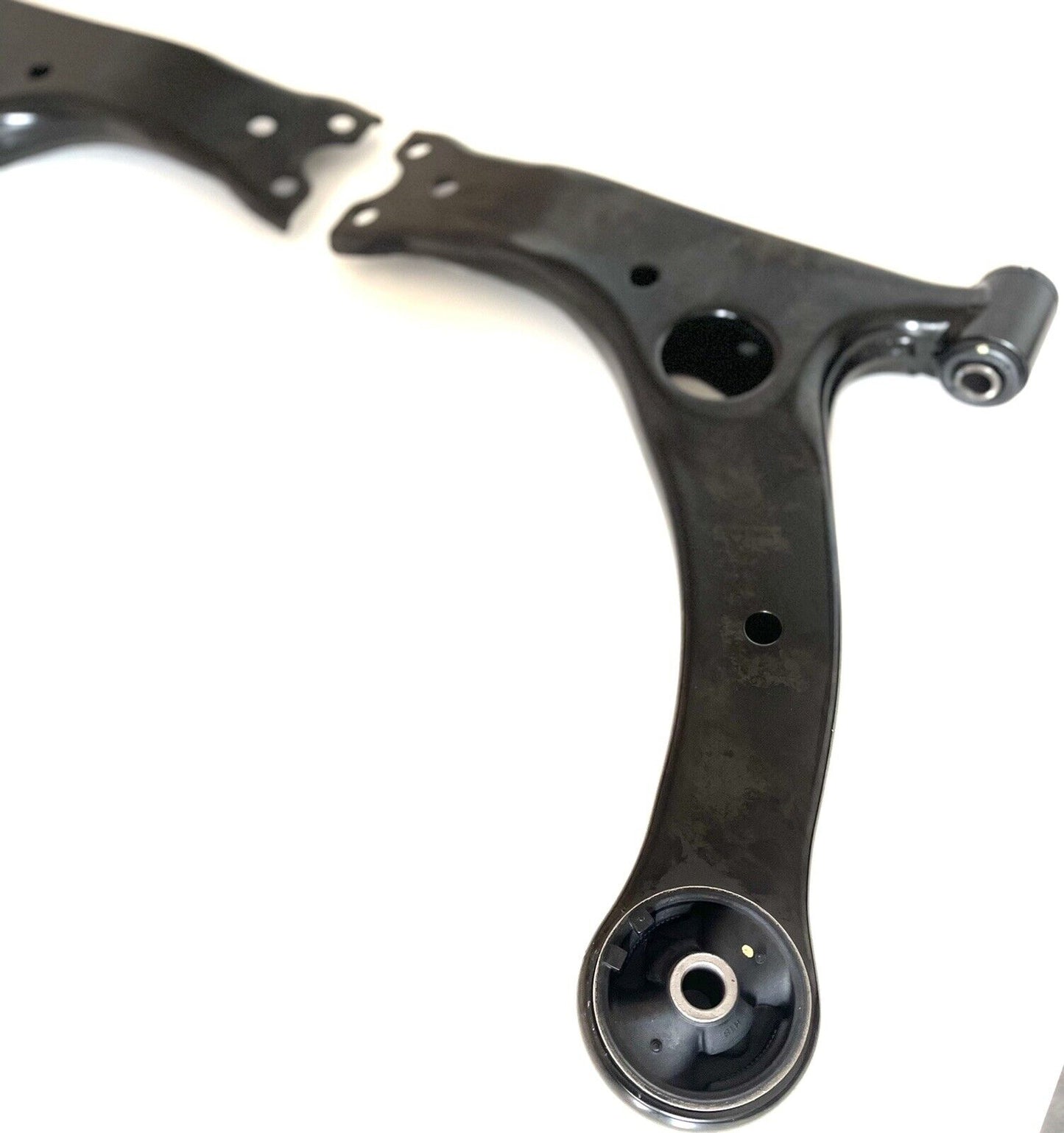 Pair of Front Suspension Control Arm Wishbones for TOYOTA Prius | 2003 to 2008