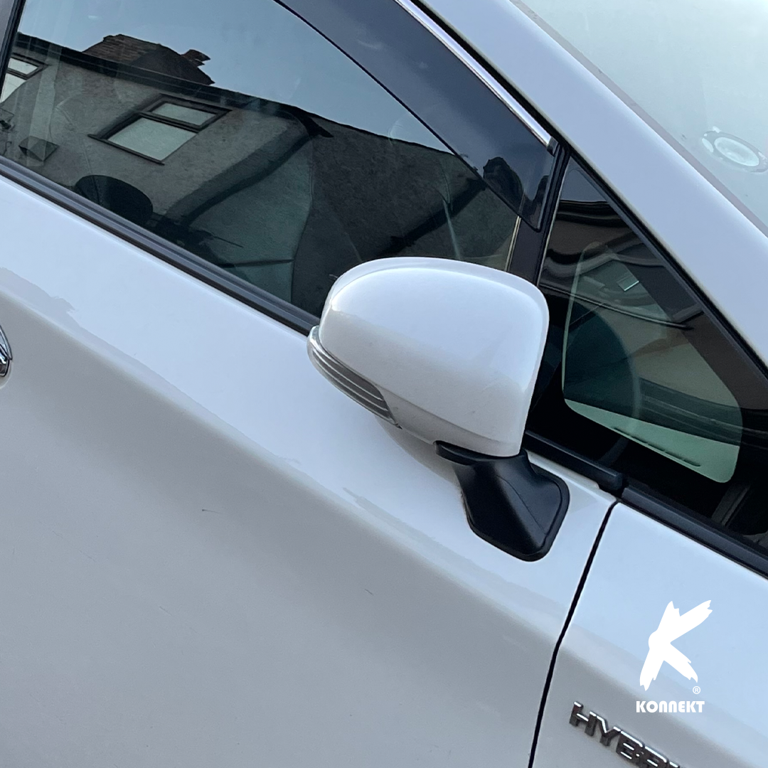 Pair of White Wing Mirror Covers for TOYOTA Prius | MK3 | 2009 - 2015